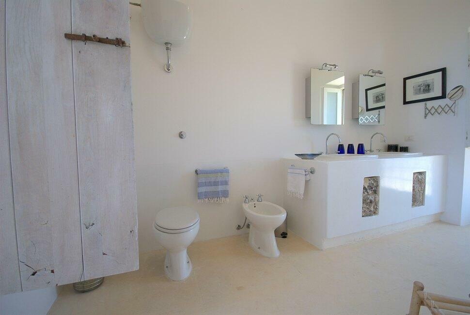 Salle de bain à usage commun premier étage