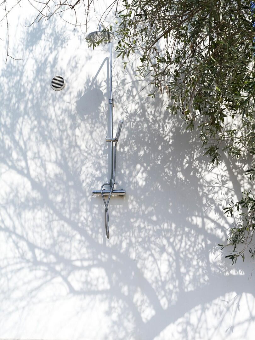 Outdoor shower 