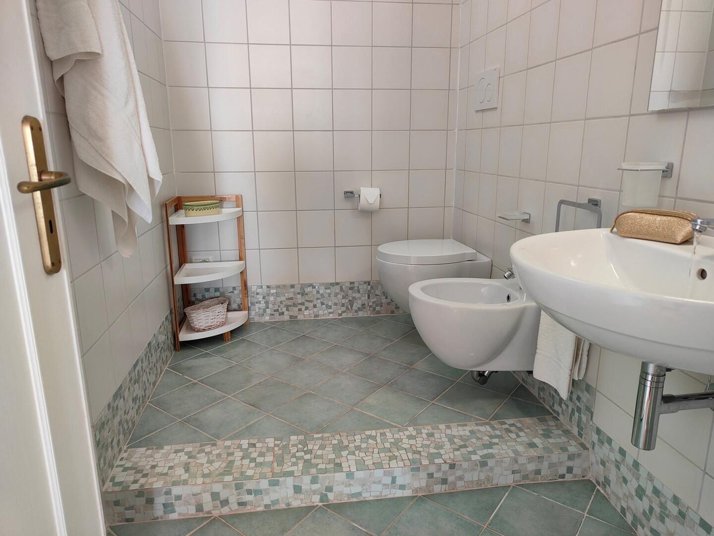 Ground_floor_Bathroom_C